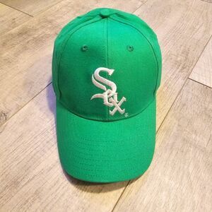 Chicago White Sox Miller Lite beer Adjustable Green Cap NWOT